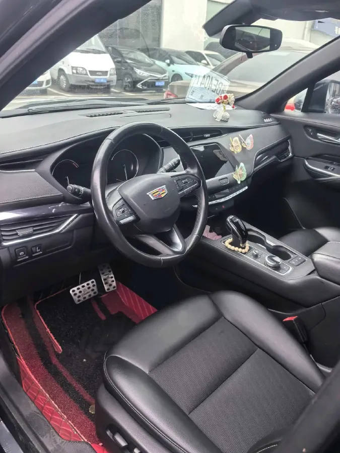 2021 Cadillac XT4 2.0T 237HP L4 9AT,autocango,china used car exporter,china ev exporter,chinese used car exporter,chinese used ev exporter