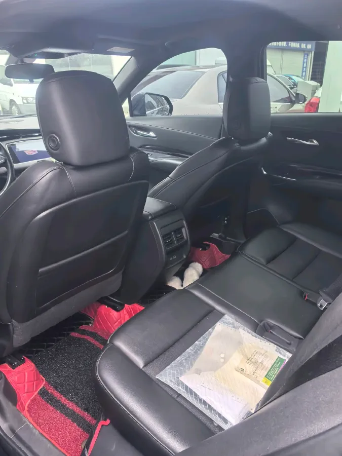 2021 Cadillac XT4 2.0T 237HP L4 9AT,autocango,china used car exporter,china ev exporter,chinese used car exporter,chinese used ev exporter