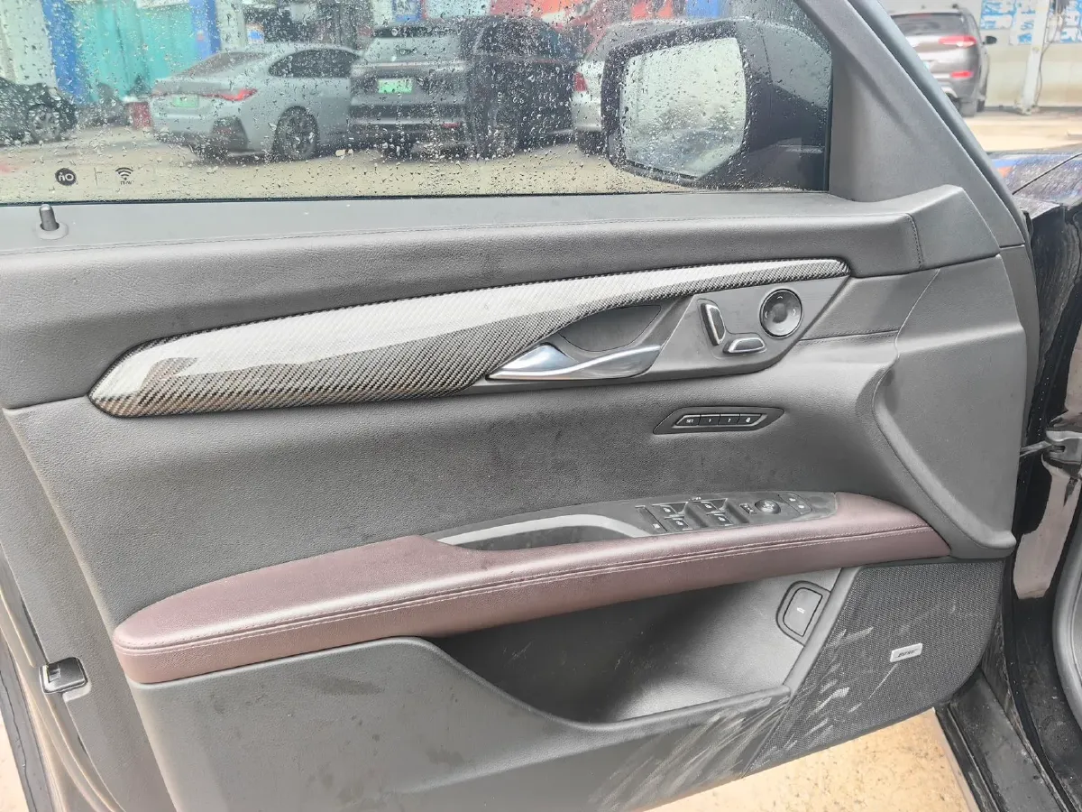 2022 Cadillac CT6 2.0T 237HP L4 10AT,autocango,china used car exporter,china ev exporter,chinese used car exporter,chinese used ev exporter