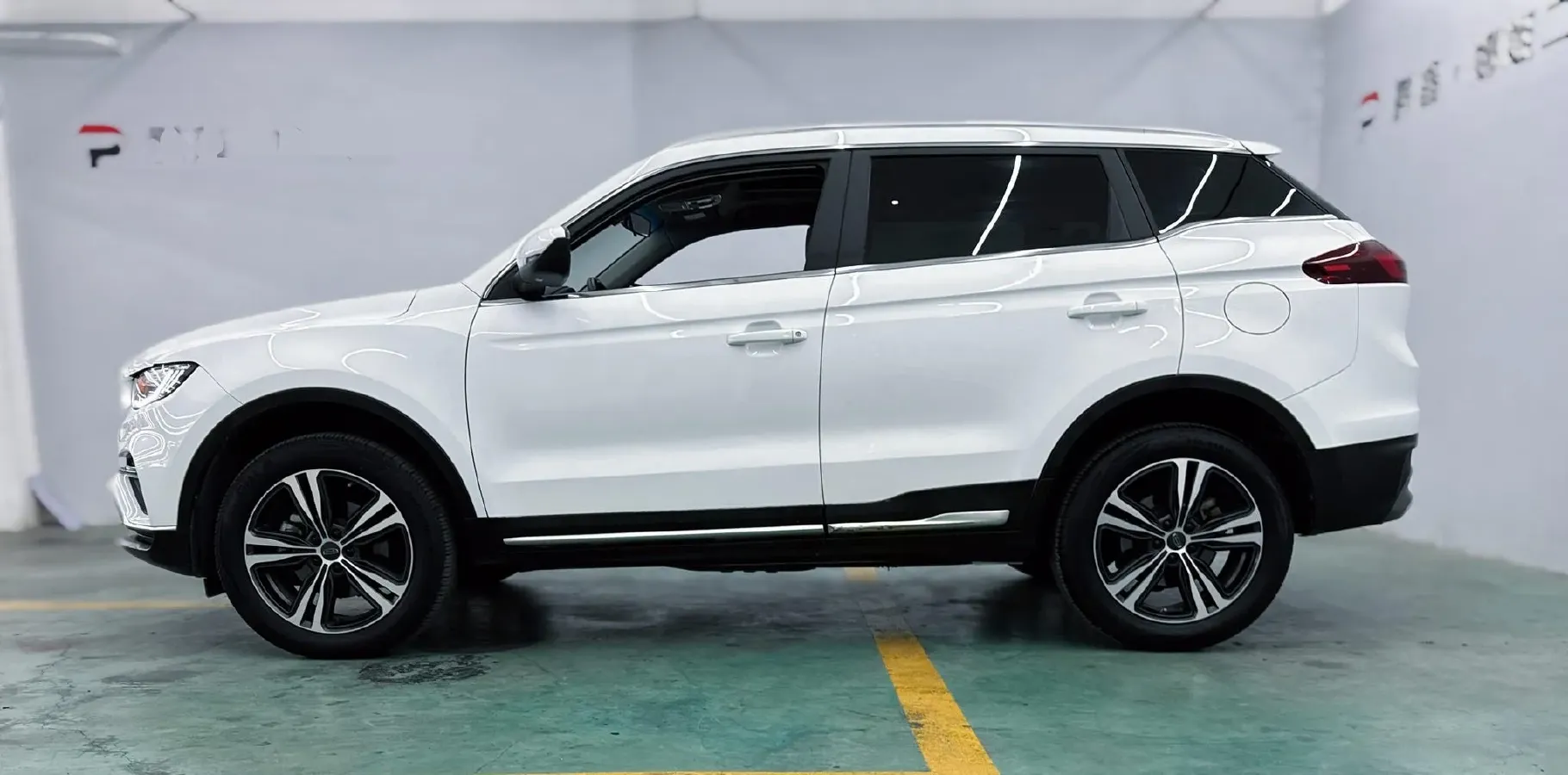 2022 Geely Azkarra 1.8T 184HP L4 7DCT,autocango,china used car exporter,china ev exporter,chinese used car exporter,chinese used ev exporter