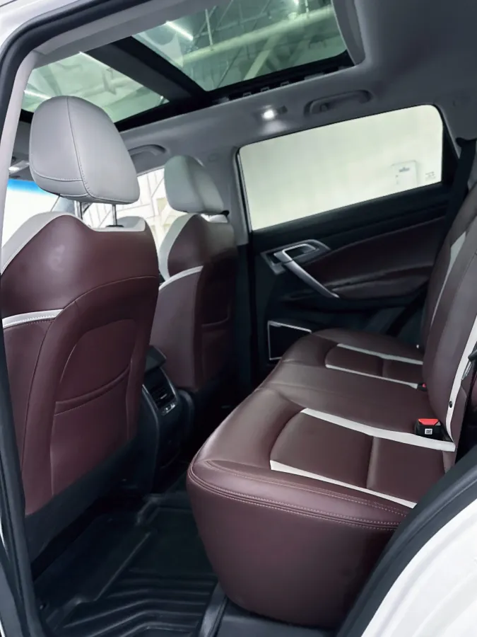 2022 Geely Azkarra 1.8T 184HP L4 7DCT,autocango,china used car exporter,china ev exporter,chinese used car exporter,chinese used ev exporter