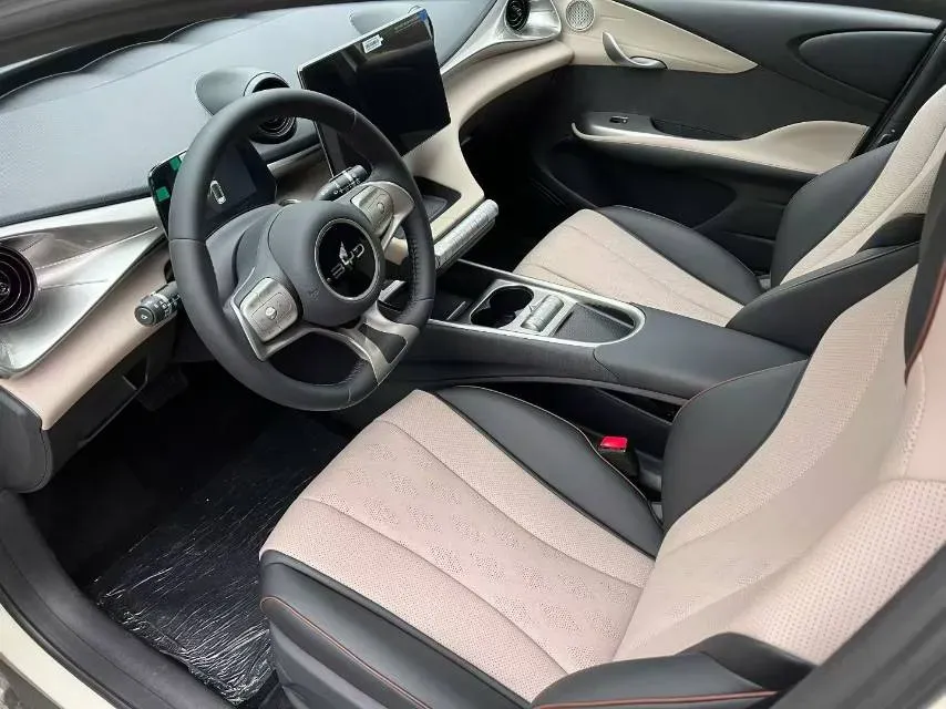 2025 BYD Dolphin BEV 44.928KWH,autocango,china used car exporter,china ev exporter,chinese used car exporter,chinese used ev exporter