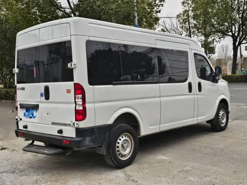 2023 Dongfeng RuiQi 7 2.0T 228HP L4 6MT,autocango,china used car exporter,china ev exporter,chinese used car exporter,chinese used ev exporter