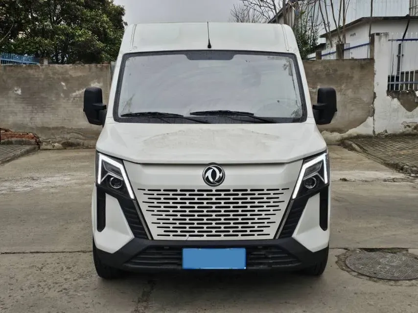 2023 Dongfeng RuiQi 7 2.0T 228HP L4 6MT,autocango,china used car exporter,china ev exporter,chinese used car exporter,chinese used ev exporter