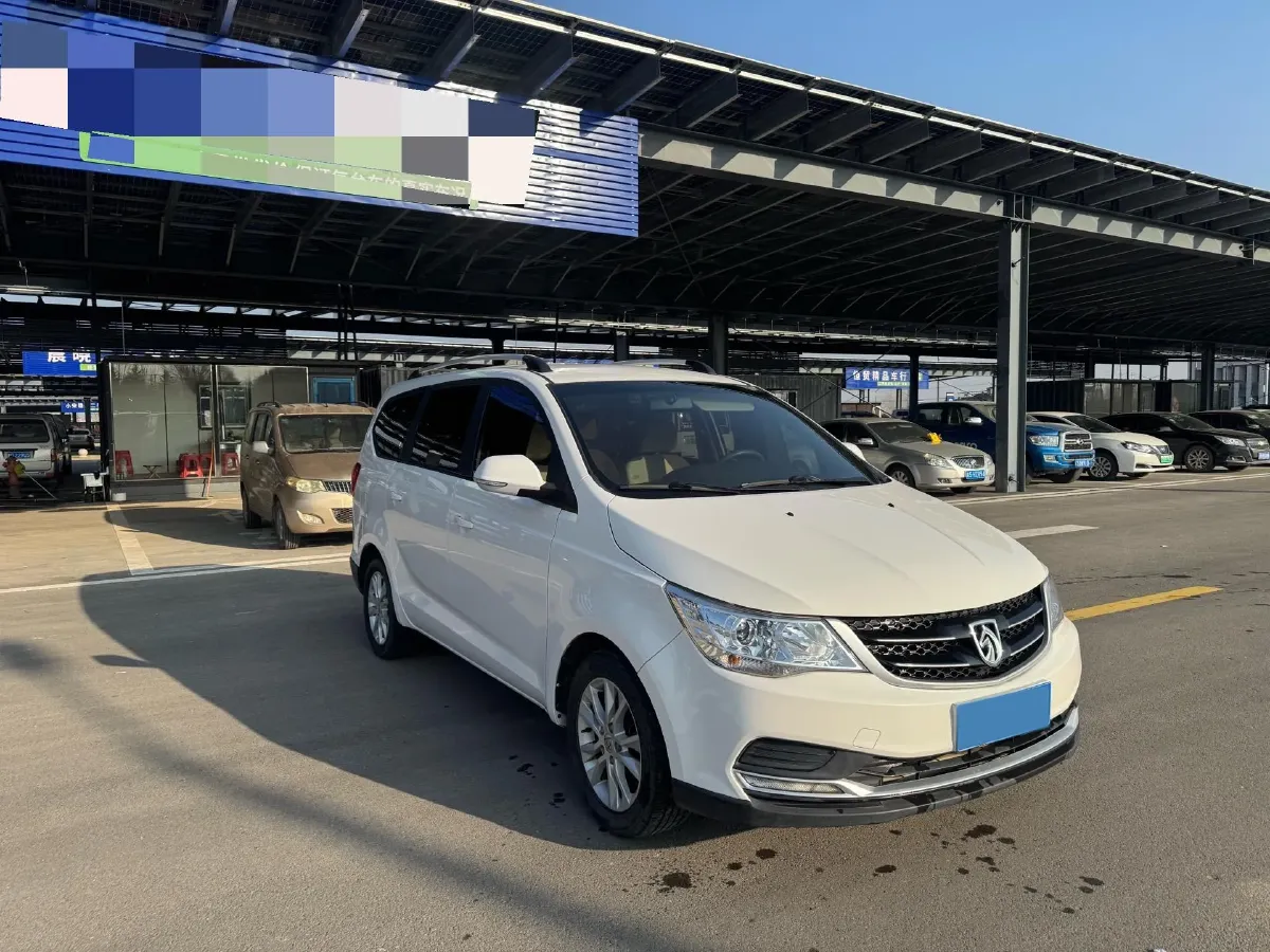 2019 BaoJun 730 1.5T 150HP L4 6DCT,autocango,china used car exporter,china ev exporter,chinese used car exporter,chinese used ev exporter