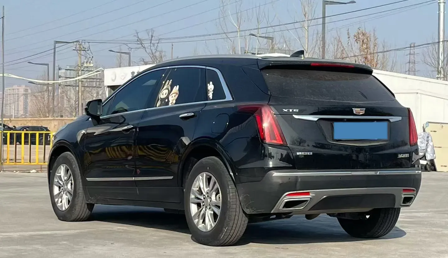 2022 Cadillac XT5 2.0T 237HP L4 9AT,autocango,china used car exporter,china ev exporter,chinese used car exporter,chinese used ev exporter