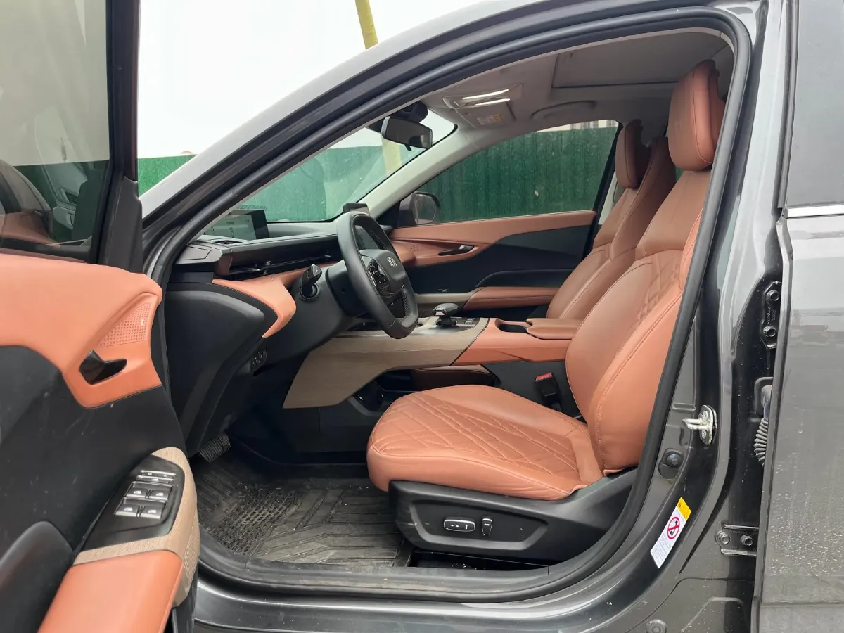 2024 ChangAn QiYuan A05 1.5L 110HP L4 E-CVT PHEV 18.99KWH,autocango,china used car exporter,china ev exporter,chinese used car exporter,chinese used ev exporter