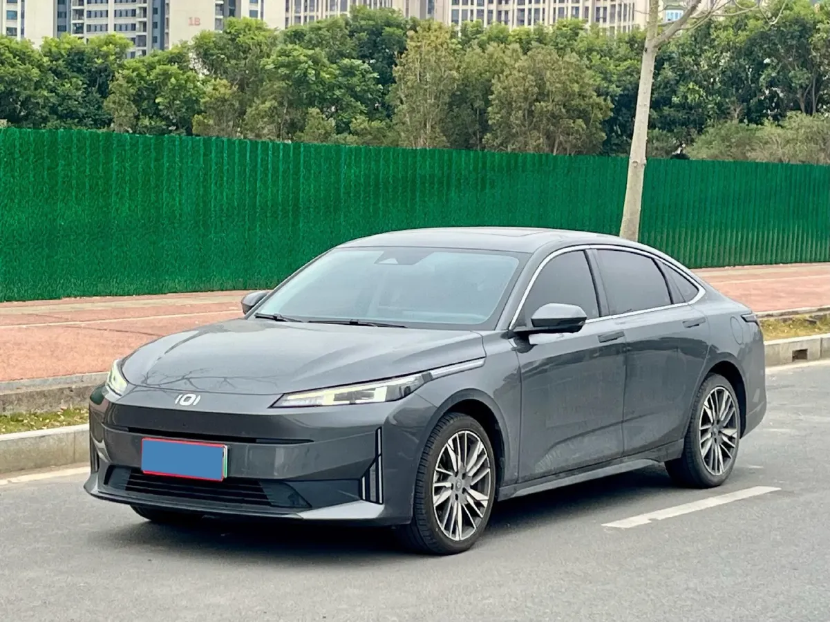 2024 ChangAn QiYuan A05 1.5L 110HP L4 E-CVT PHEV 18.99KWH,autocango,china used car exporter,china ev exporter,chinese used car exporter,chinese used ev exporter