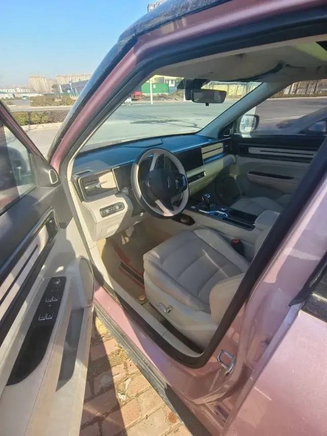 2023 Geely ICON 1.5T 181HP L4 7DCT,autocango,china used car exporter,china ev exporter,chinese used car exporter,chinese used ev exporter