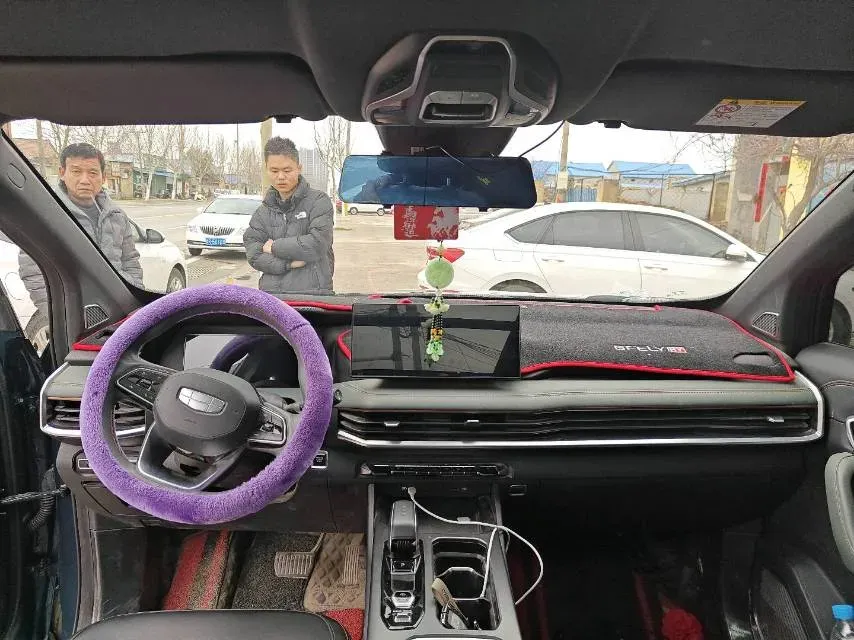 2023 Geely Okavango L 2.0T 218HP L4 7DCT,autocango,china used car exporter,china ev exporter,chinese used car exporter,chinese used ev exporter