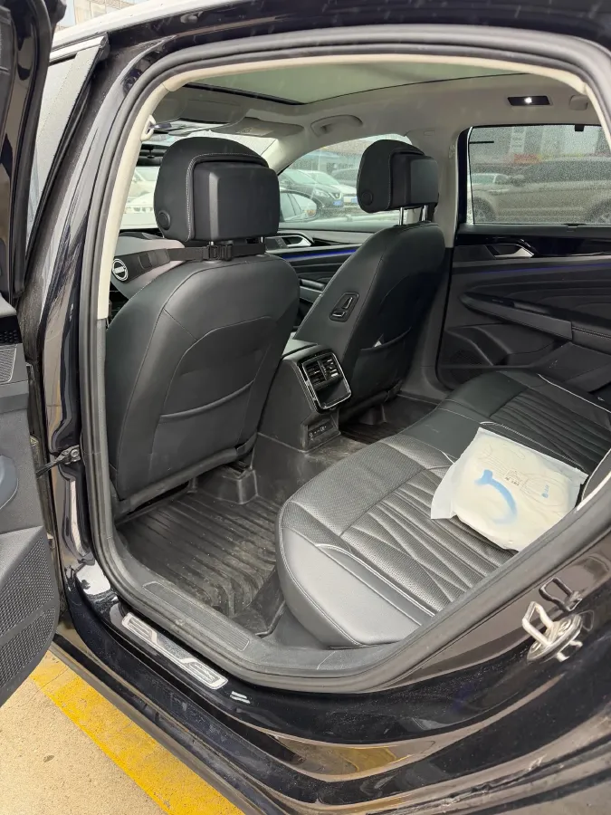 2022 Skoda Kodiak GT 2.0T 186HP L4 7DCT,autocango,china used car exporter,china ev exporter,chinese used car exporter,chinese used ev exporter