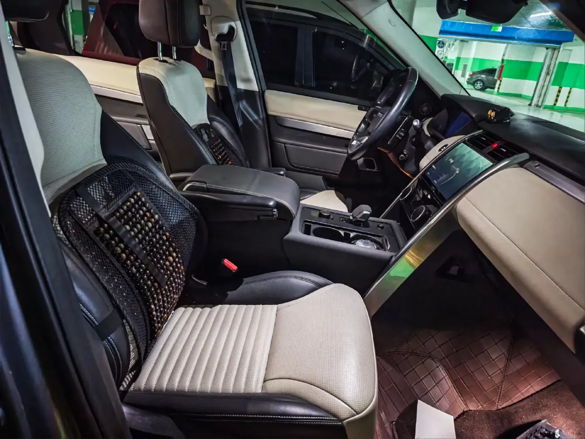 2021 Land Rover Discovery 3.0T 360HP L6 8AT,autocango,china used car exporter,china ev exporter,chinese used car exporter,chinese used ev exporter