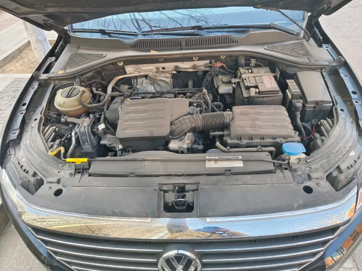 2018 Landwind XiaoYao 1.5T 163HP L4 CVT,autocango,china used car exporter,china ev exporter,chinese used car exporter,chinese used ev exporter