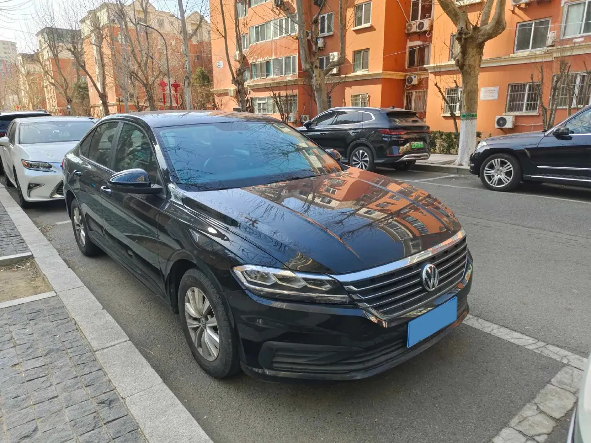 2018 Landwind XiaoYao 1.5T 163HP L4 CVT,autocango,china used car exporter,china ev exporter,chinese used car exporter,chinese used ev exporter