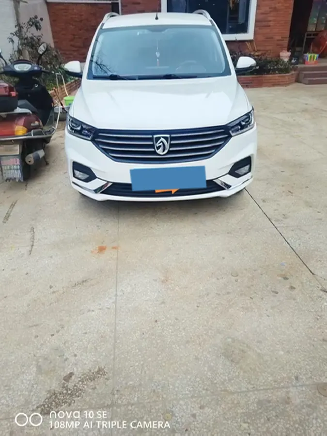 2018 BaoJun 360 1.5L 112HP L4 6MT,autocango,china used car exporter,china ev exporter,chinese used car exporter,chinese used ev exporter