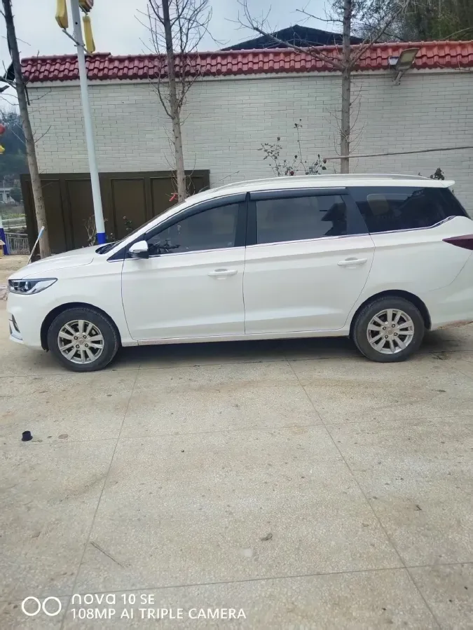 2018 BaoJun 360 1.5L 112HP L4 6MT,autocango,china used car exporter,china ev exporter,chinese used car exporter,chinese used ev exporter