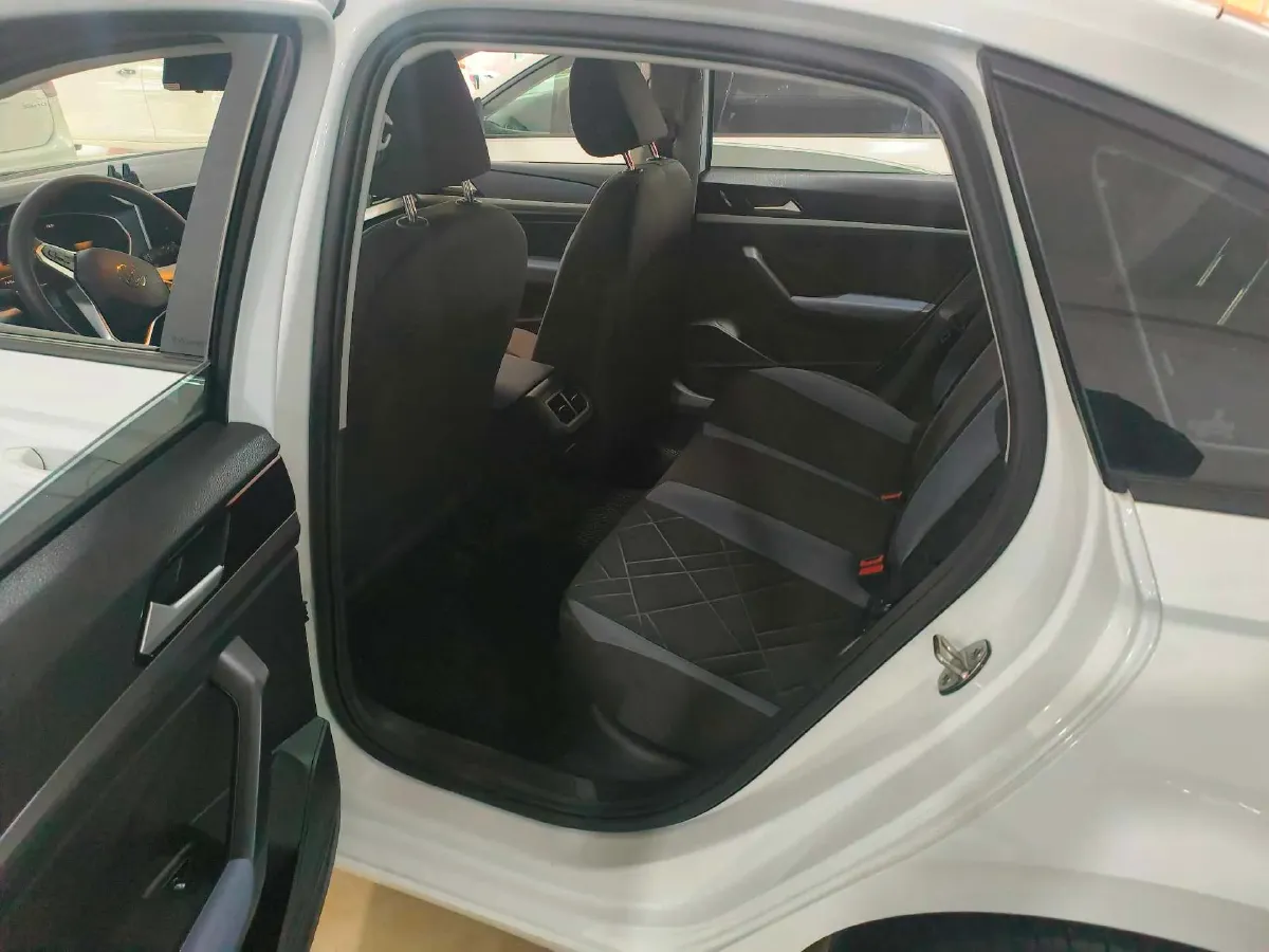 2023 Volkswagen Lavida 1.5L 110HP L4 6AT,autocango,china used car exporter,china ev exporter,chinese used car exporter,chinese used ev exporter