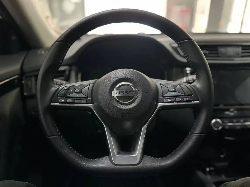 2023 Nissan X-Trail 2.0L 151HP L4 CVT,autocango,china used car exporter,china ev exporter,chinese used car exporter,chinese used ev exporter