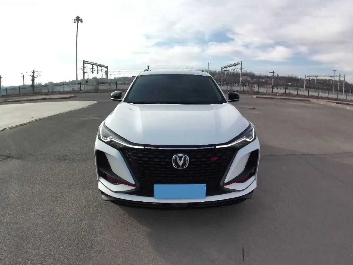 2020 ChangAn CS75 Plus 1.5T 178HP L4 6AT,autocango,china used car exporter,china ev exporter,chinese used car exporter,chinese used ev exporter