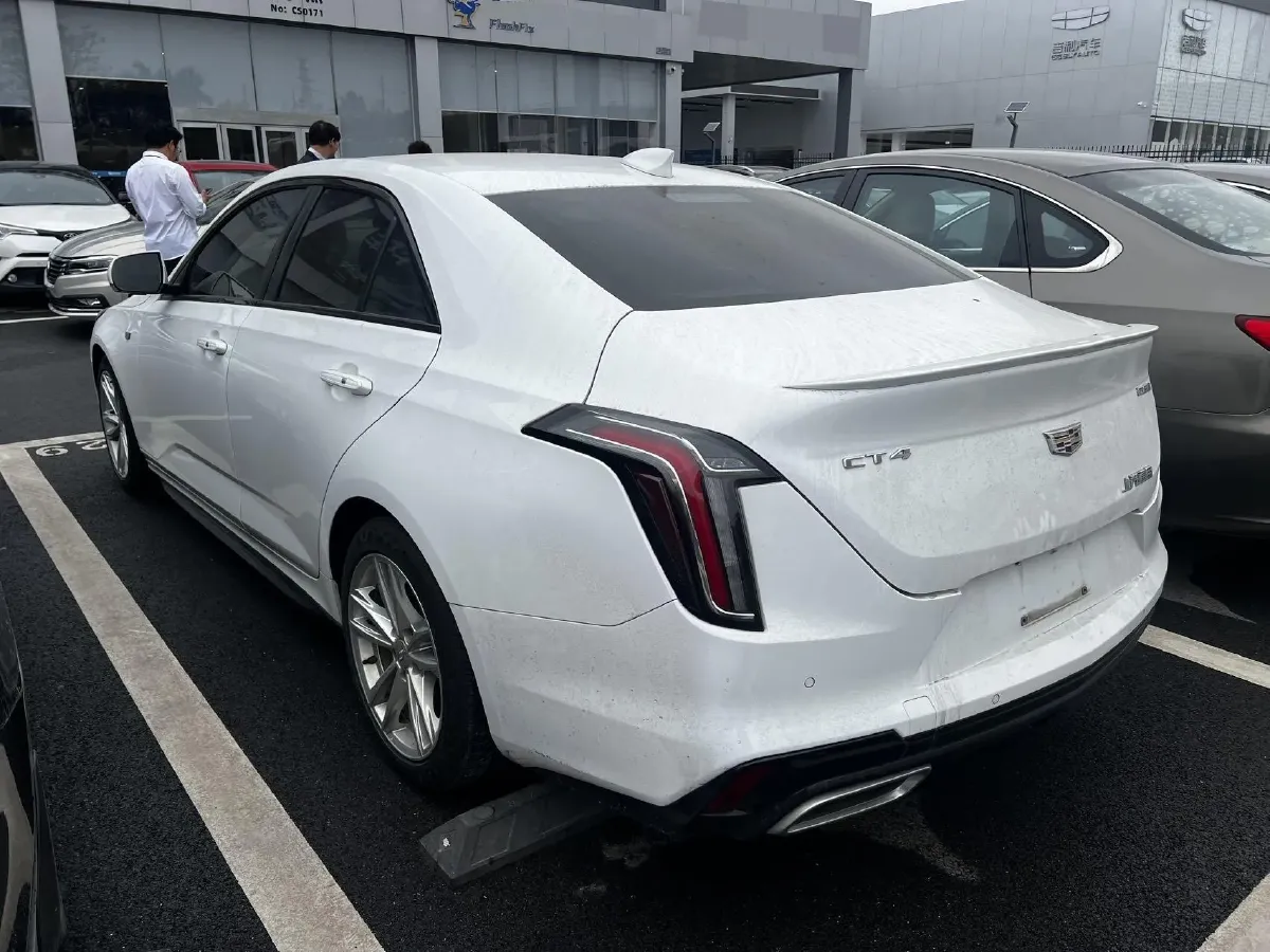 2021 Cadillac CT4 2.0T 237HP L4 8AT,autocango,china used car exporter,china ev exporter,chinese used car exporter,chinese used ev exporter