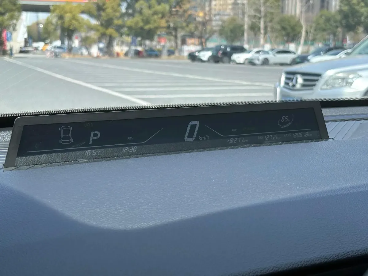 2022 Leapmotor T03 BEV 41KWH,autocango,china used car exporter,china ev exporter,chinese used car exporter,chinese used ev exporter