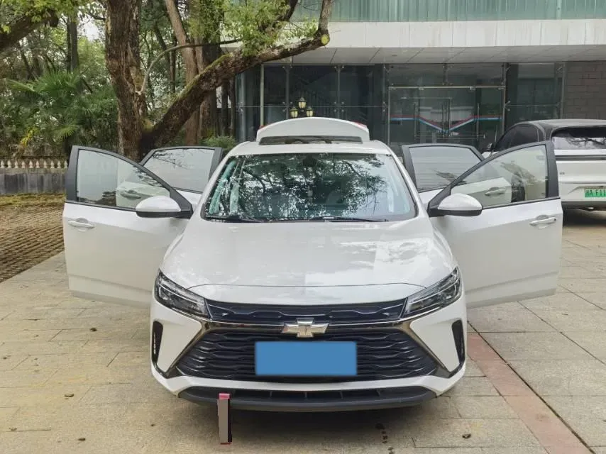 2024 Chevrolet Monza 1.5L 113HP L4 6DCT,autocango,china used car exporter,china ev exporter,chinese used car exporter,chinese used ev exporter