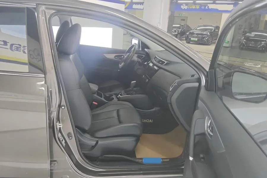 2021 Nissan Qashqai 2.0L 151HP L4 CVT,autocango,china used car exporter,china ev exporter,chinese used car exporter,chinese used ev exporter