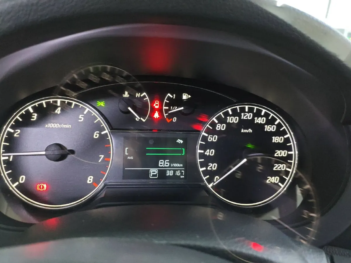 2023 Nissan Tiida 1.6L 122HP L4 CVT,autocango,china used car exporter,china ev exporter,chinese used car exporter,chinese used ev exporter