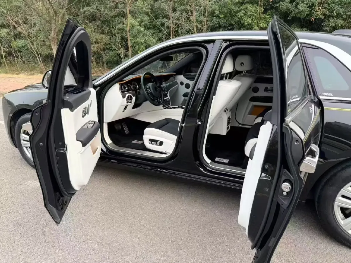 2021 Rolls-Royce Ghost 6.7T 571HP V12 8AT,autocango,china used car exporter,china ev exporter,chinese used car exporter,chinese used ev exporter
