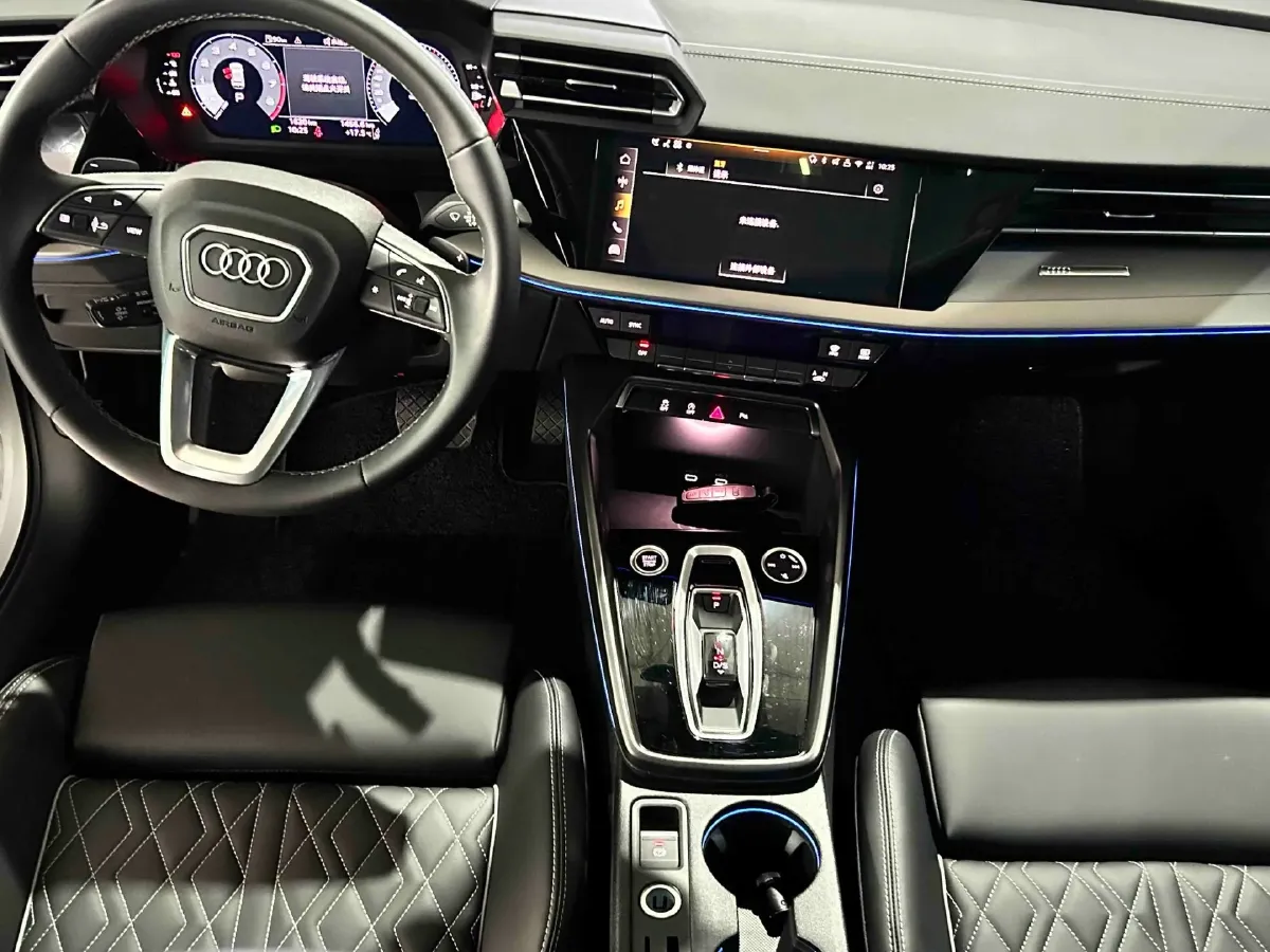 2026 Audi A3 1.5T 160HP L4 7DCT,autocango,china used car exporter,china ev exporter,chinese used car exporter,chinese used ev exporter