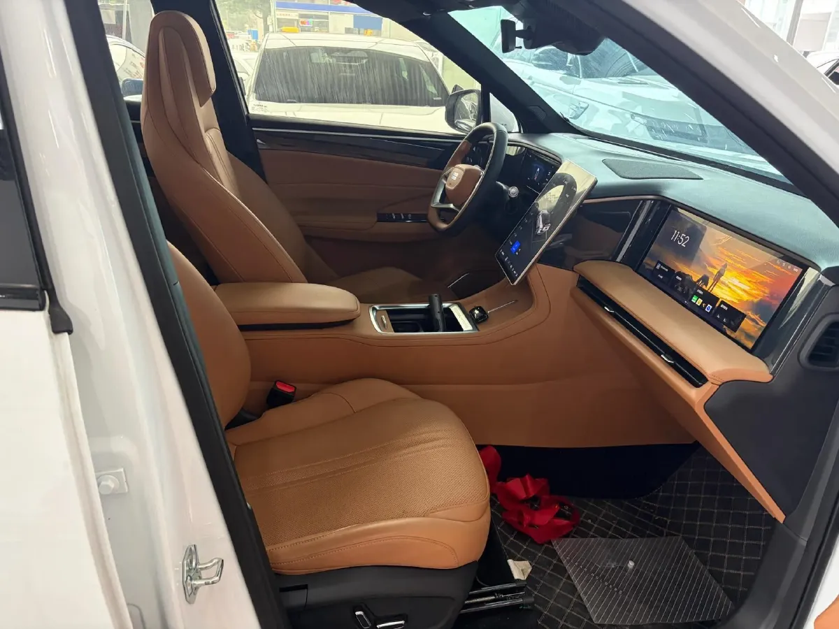 2025 Geely Galaxy L7 1.5L 112HP L4 1DHT PHEV 18.4KWH,autocango,china used car exporter,china ev exporter,chinese used car exporter,chinese used ev exporter