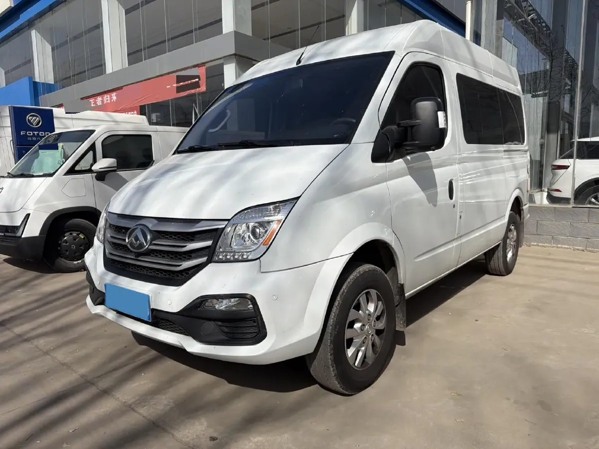 2021 MAXUS XinTu V80 2.0T 127HP L4 6MT,autocango,china used car exporter,china ev exporter,chinese used car exporter,chinese used ev exporter
