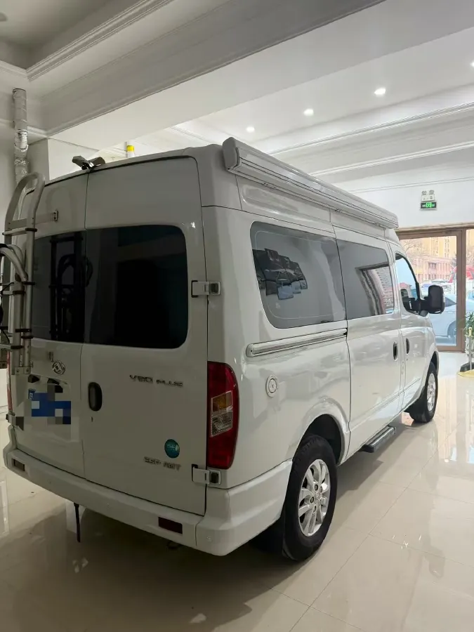 2021 MAXUS XinTu V80 2.0T 127HP L4 6MT,autocango,china used car exporter,china ev exporter,chinese used car exporter,chinese used ev exporter