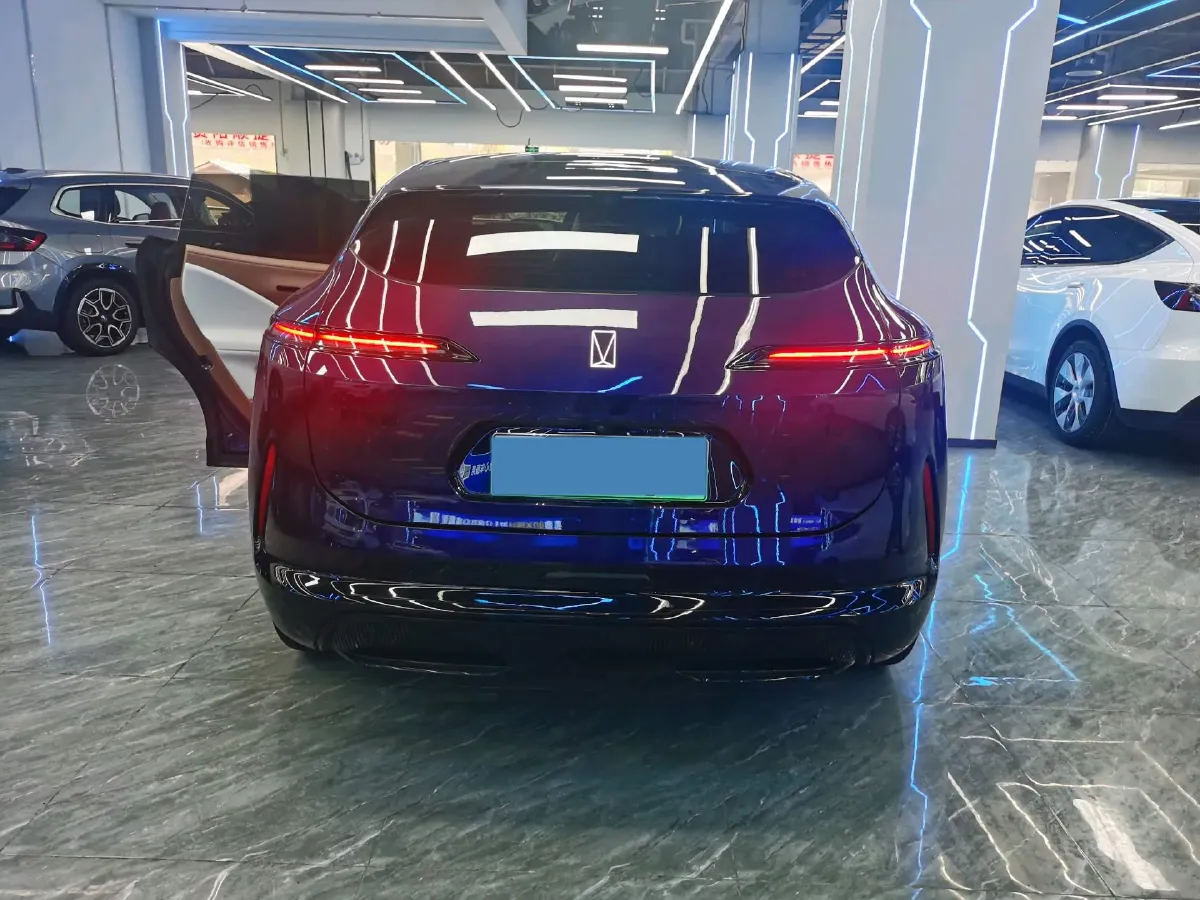 2024 Avatr 07 1.5T 156HP L4 REEV 39.05KWH,autocango,china used car exporter,china ev exporter,chinese used car exporter,chinese used ev exporter