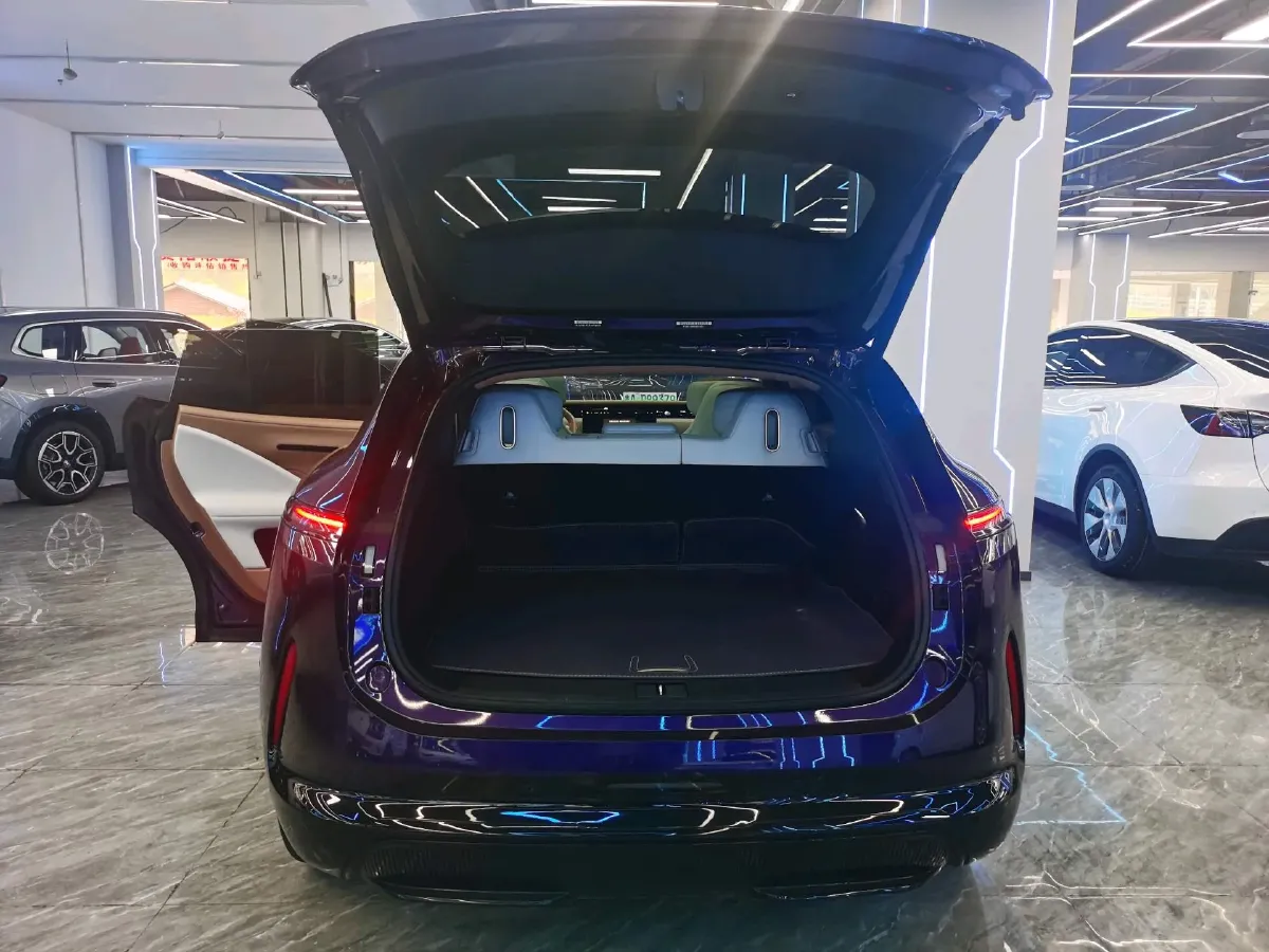 2024 Avatr 07 1.5T 156HP L4 REEV 39.05KWH,autocango,china used car exporter,china ev exporter,chinese used car exporter,chinese used ev exporter