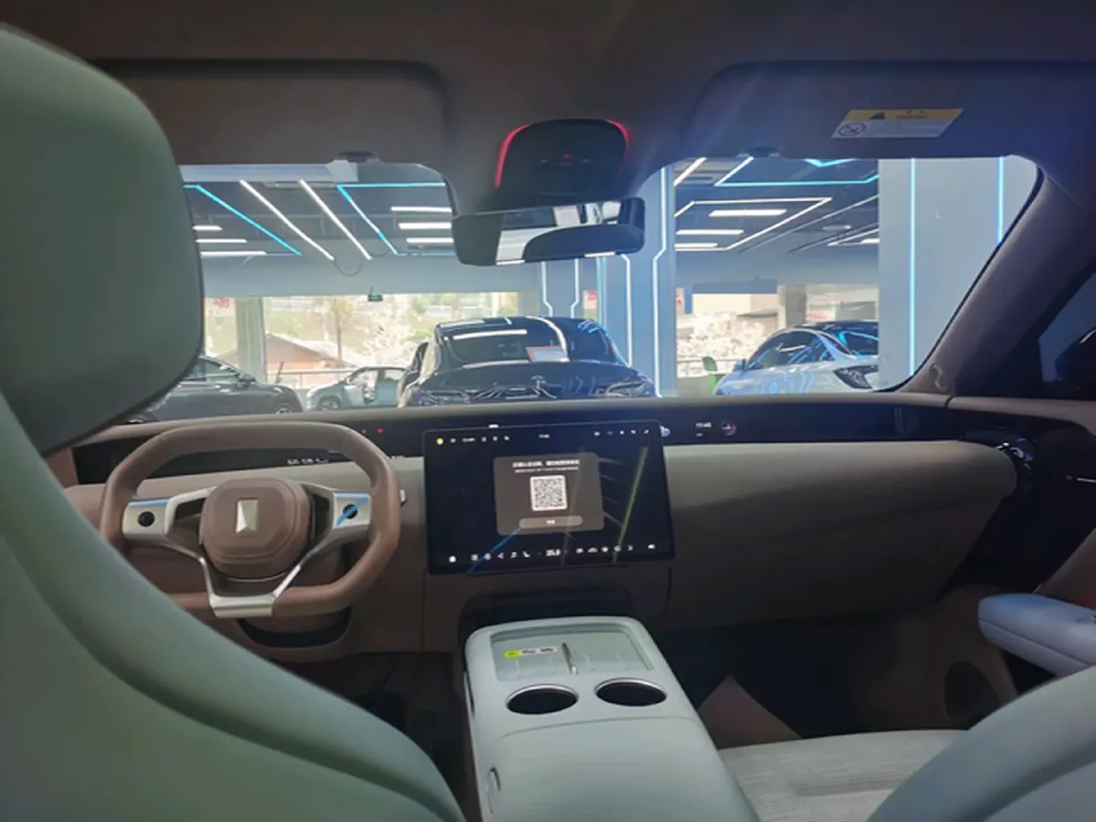 2024 Avatr 07 1.5T 156HP L4 REEV 39.05KWH,autocango,china used car exporter,china ev exporter,chinese used car exporter,chinese used ev exporter