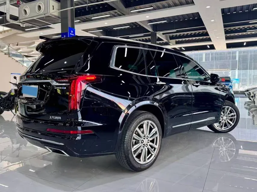 2022 Cadillac XT6 2.0T 237HP L4 9AT,autocango,china used car exporter,china ev exporter,chinese used car exporter,chinese used ev exporter