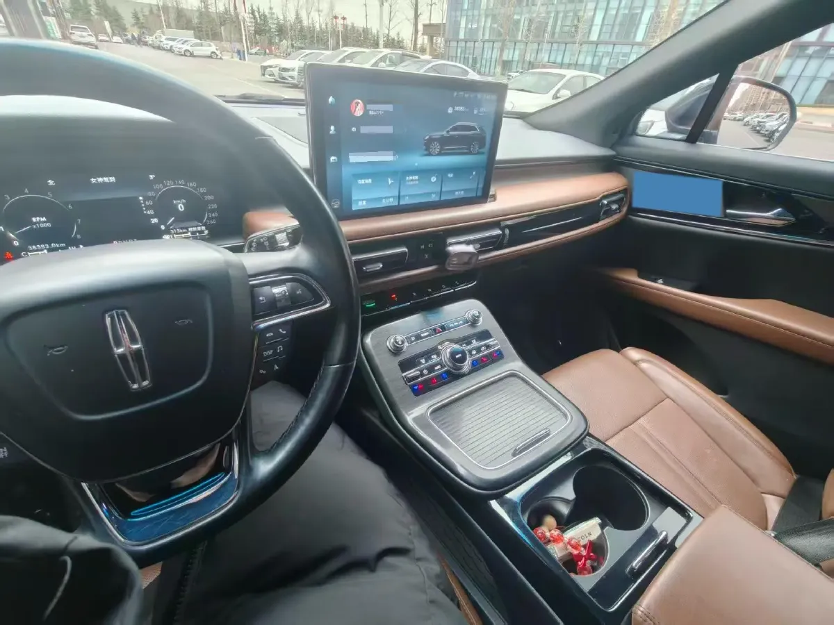 2021 Lincoln Nautilus 2.7T 322HP V6 8AT,autocango,china used car exporter,china ev exporter,chinese used car exporter,chinese used ev exporter