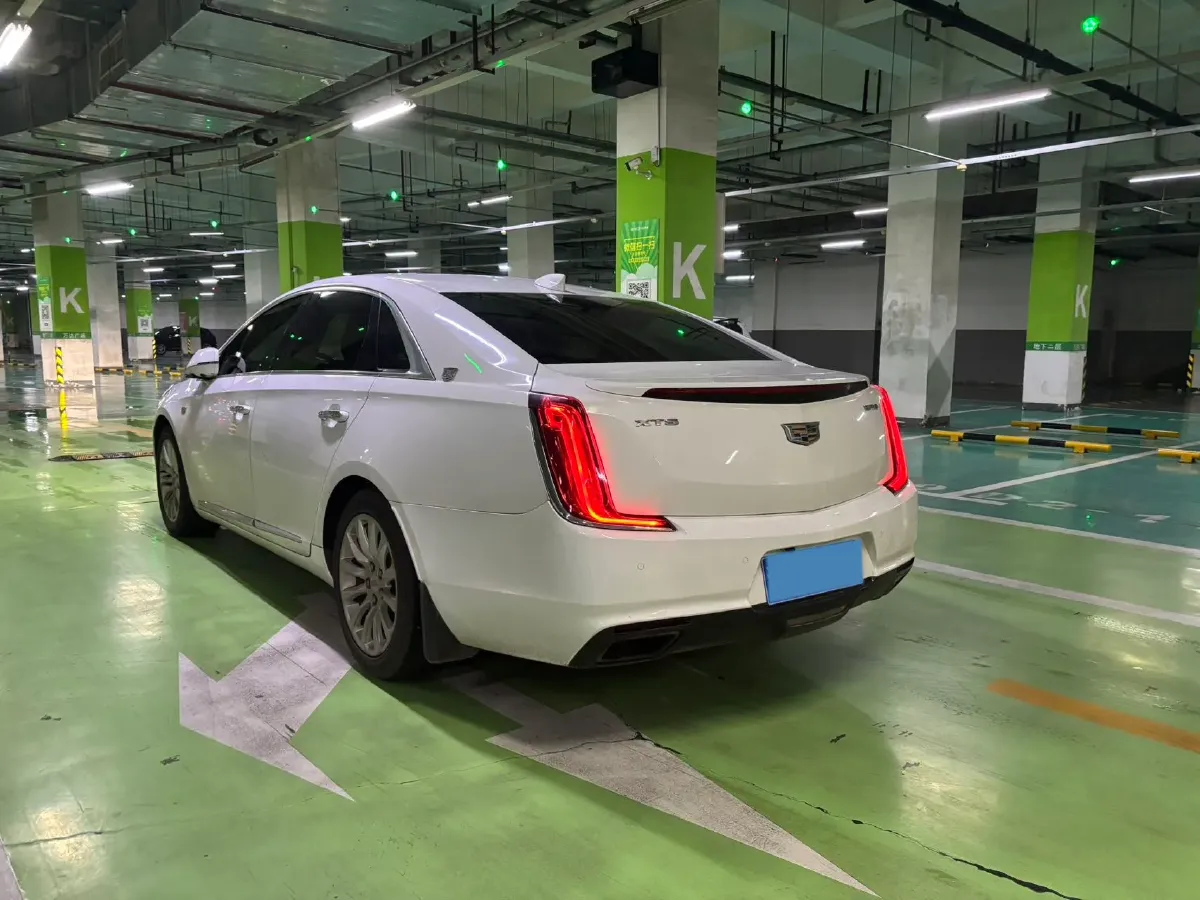 2018 Cadillac XTS 2.0T 269HP L4 6AT,autocango,china used car exporter,china ev exporter,chinese used car exporter,chinese used ev exporter