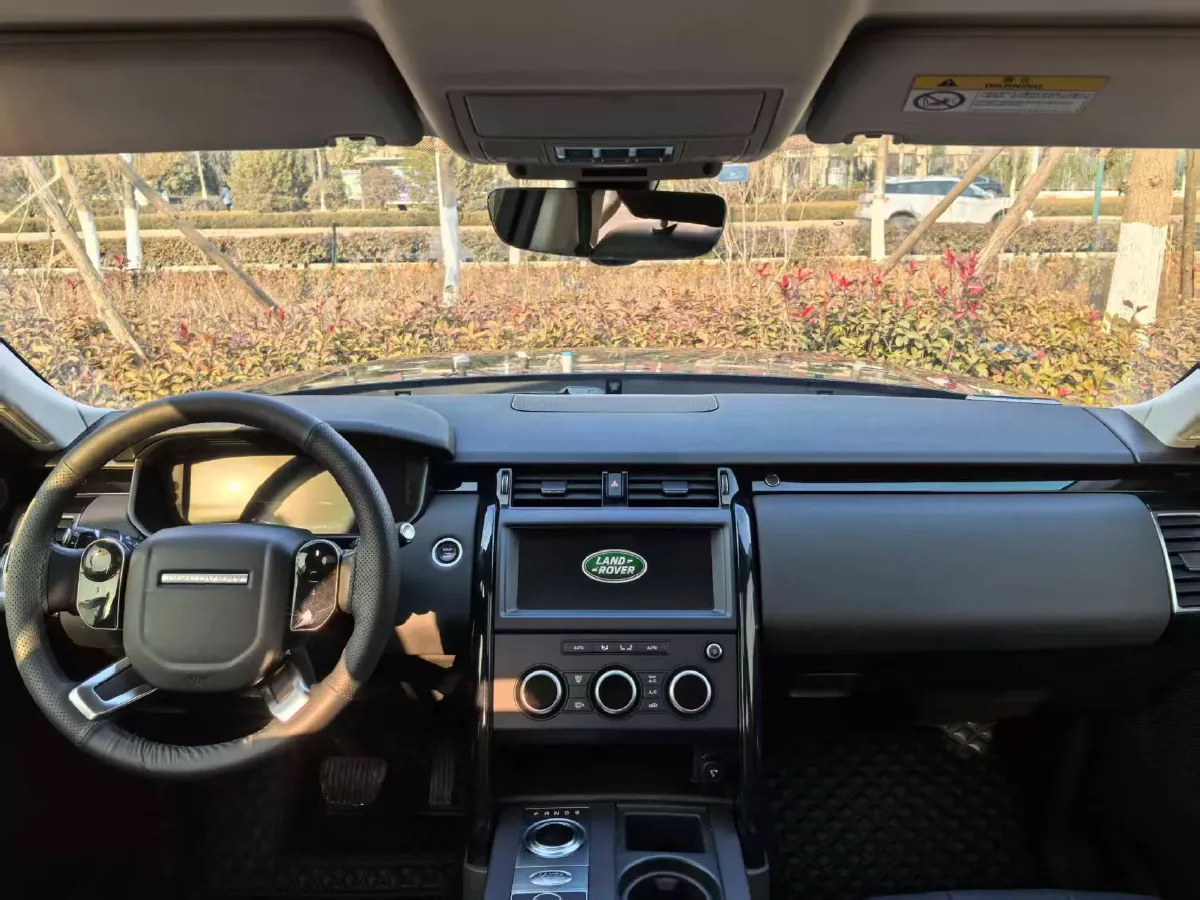 2020 Land Rover Discovery 3.0T 340HP V6 8AT,autocango,china used car exporter,china ev exporter,chinese used car exporter,chinese used ev exporter