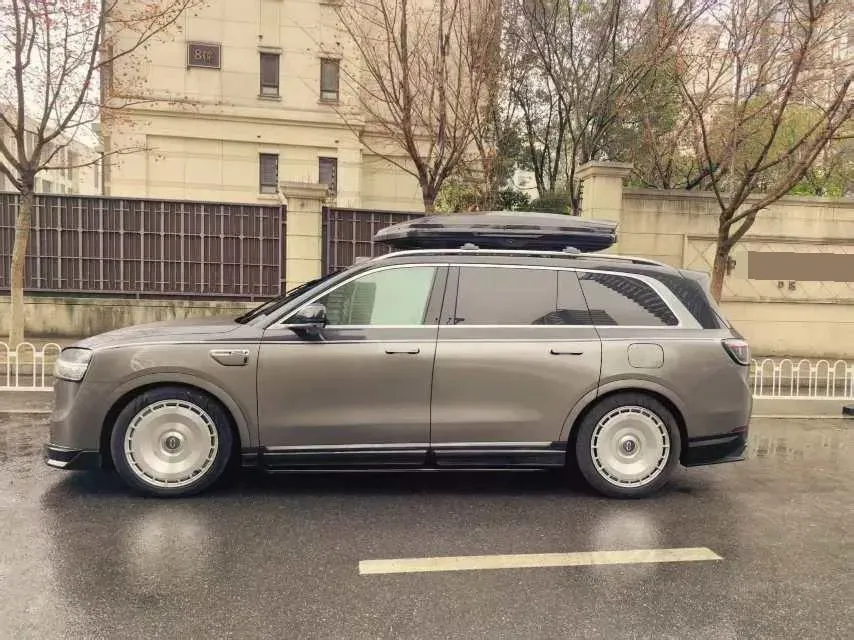 2025 AITO AITO M9 REEV 160HP REEV 52KWH,autocango,china used car exporter,china ev exporter,chinese used car exporter,chinese used ev exporter