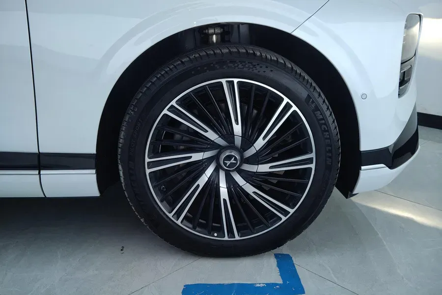 2024 Xpeng G9 BEV 78.2KWH,autocango,china used car exporter,china ev exporter,chinese used car exporter,chinese used ev exporter