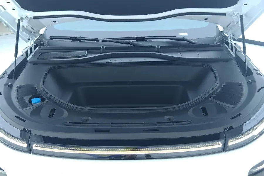 2024 Xpeng G9 BEV 78.2KWH,autocango,china used car exporter,china ev exporter,chinese used car exporter,chinese used ev exporter