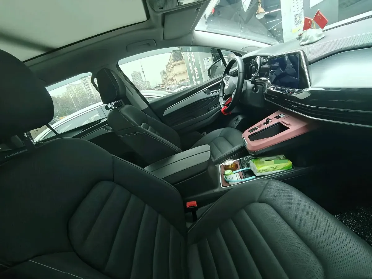 2024 Volkswagen Talagon 2.0T 220HP L4 7DCT,autocango,china used car exporter,china ev exporter,chinese used car exporter,chinese used ev exporter