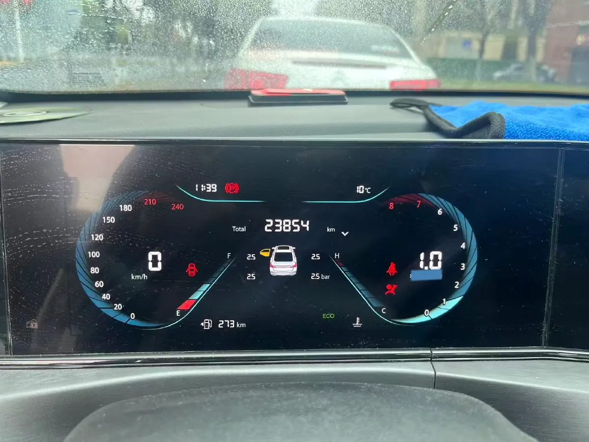 2022 ChangAn Eado 1.6L 128HP L4 5MT,autocango,china used car exporter,china ev exporter,chinese used car exporter,chinese used ev exporter