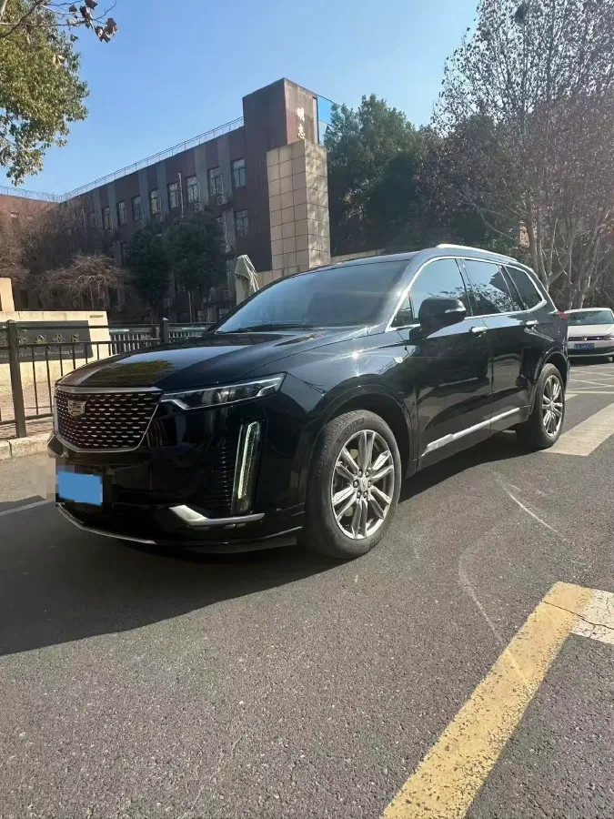 2022 Cadillac XT6 2.0T 237HP L4 9AT,autocango,china used car exporter,china ev exporter,chinese used car exporter,chinese used ev exporter
