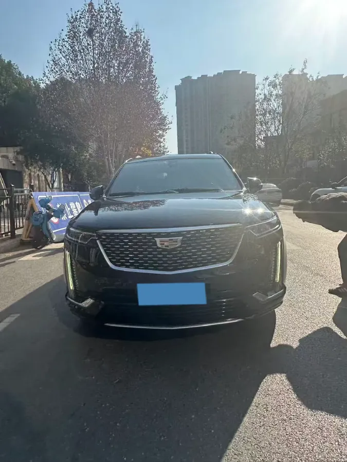 2022 Cadillac XT6 2.0T 237HP L4 9AT,autocango,china used car exporter,china ev exporter,chinese used car exporter,chinese used ev exporter