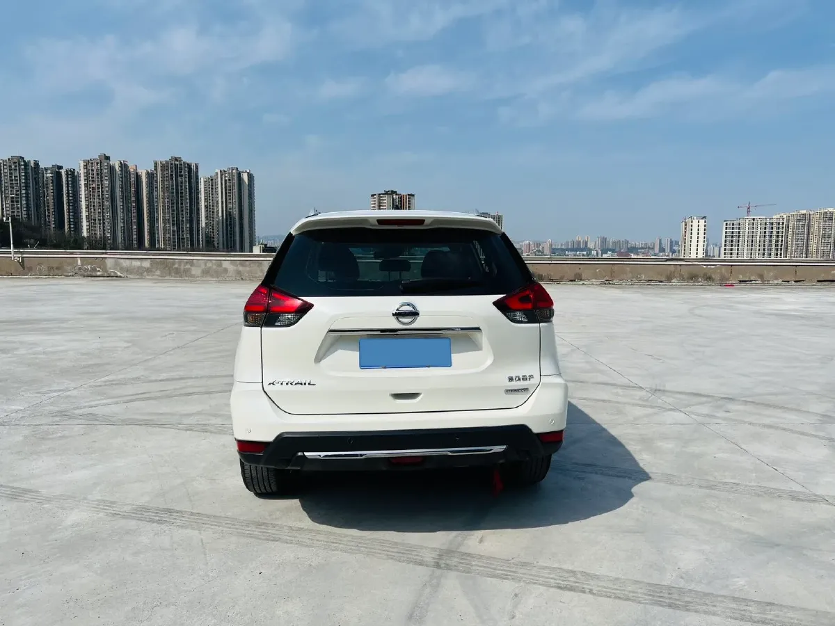 2020 Nissan X-Trail 2.0L 154HP L4 CVT,autocango,china used car exporter,china ev exporter,chinese used car exporter,chinese used ev exporter