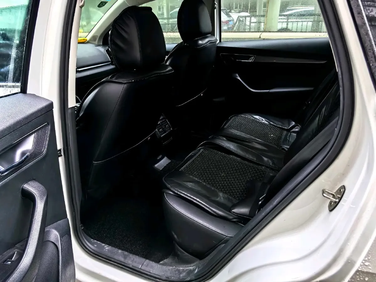 2019 Skoda Karoq 1.4T 150HP L4 7DCT,autocango,china used car exporter,china ev exporter,chinese used car exporter,chinese used ev exporter