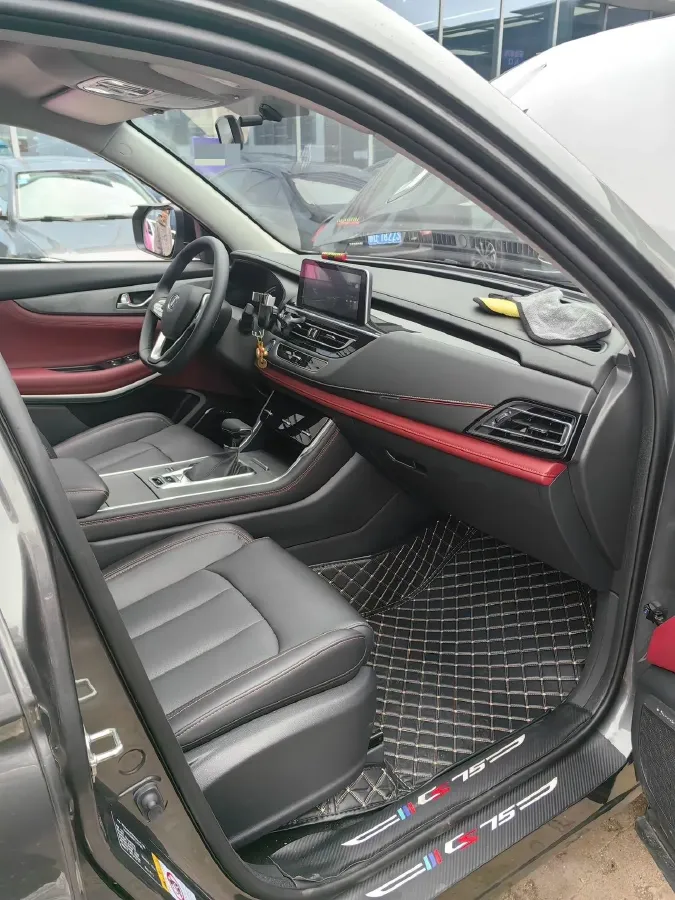 2023 ChangAn CS75 1.5T 188HP L4 7DCT,autocango,china used car exporter,china ev exporter,chinese used car exporter,chinese used ev exporter